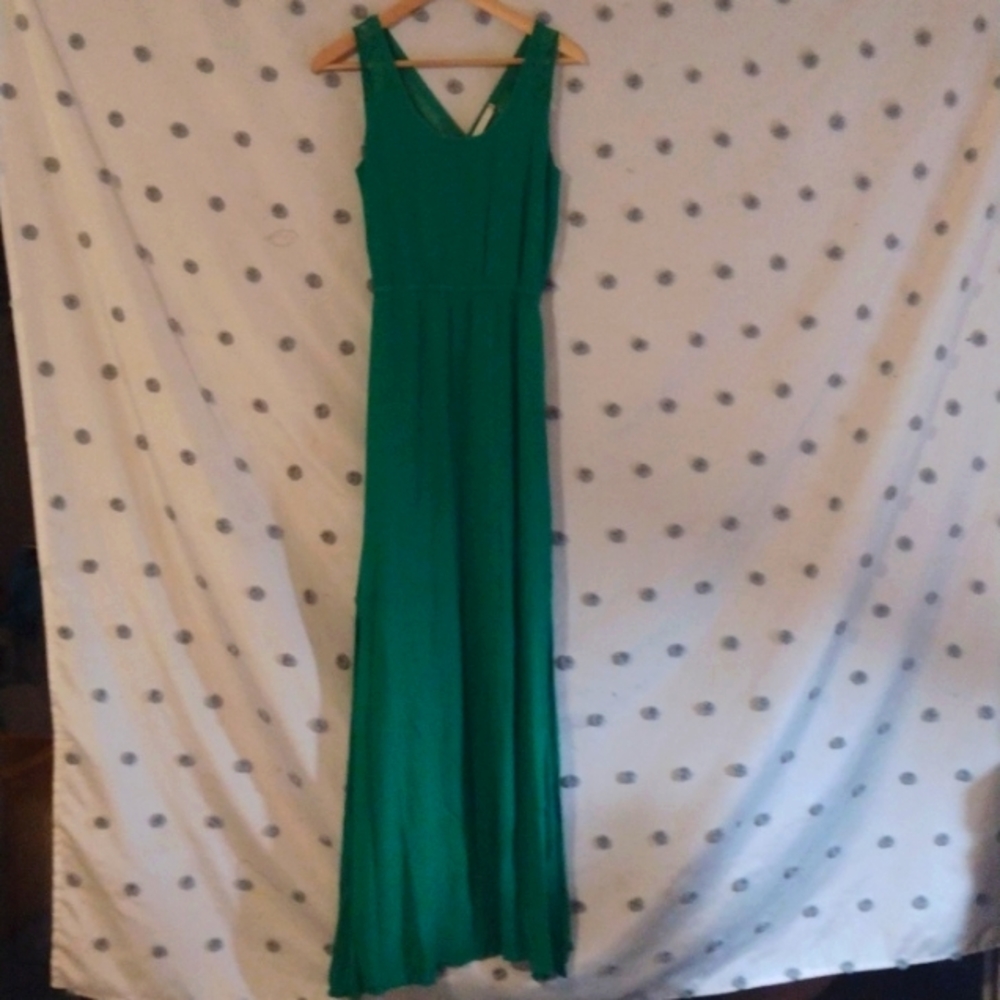 Frnch  green maxi dress with side slits and lace top details medium